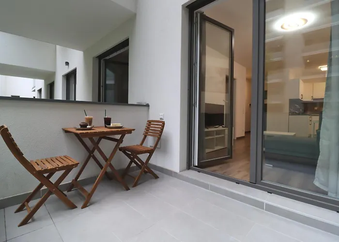 Appartamento Corvin Modern